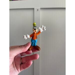 Disney Goofy figurine
